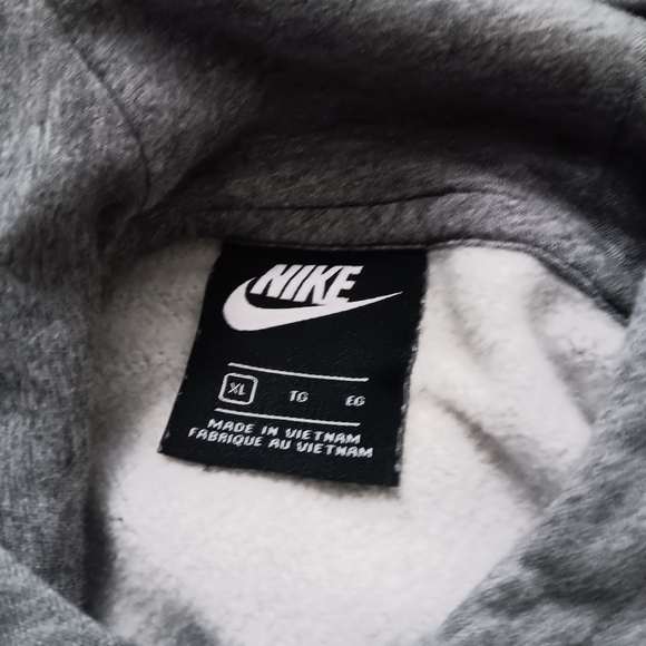 NIKE Boys Hoodie - Picture 3 of 3